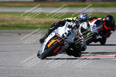 media/Jan-21-2023-Fastrack Riders (Sat) [[fcf3f88a30]]/Level 3/Session 4 Turn 6-Mountian Shot/